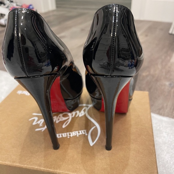 Christian Louboutin - 6.5 - Picture 5 of 7